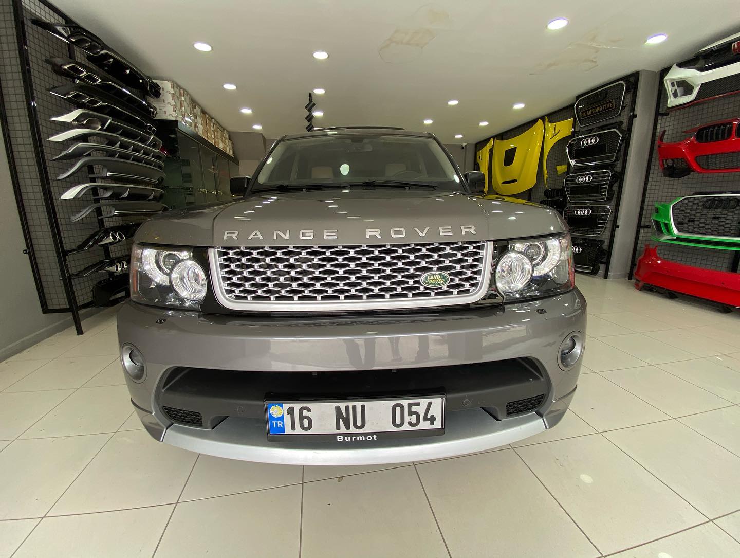 Range Rover Vogue L322 Autobiography Body Kit (2002-2012) - Görsel 2